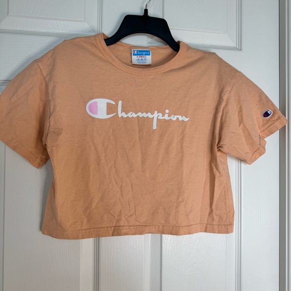 Champion Tops - Champion Women's  Cropped T-Shirt Size XSmall